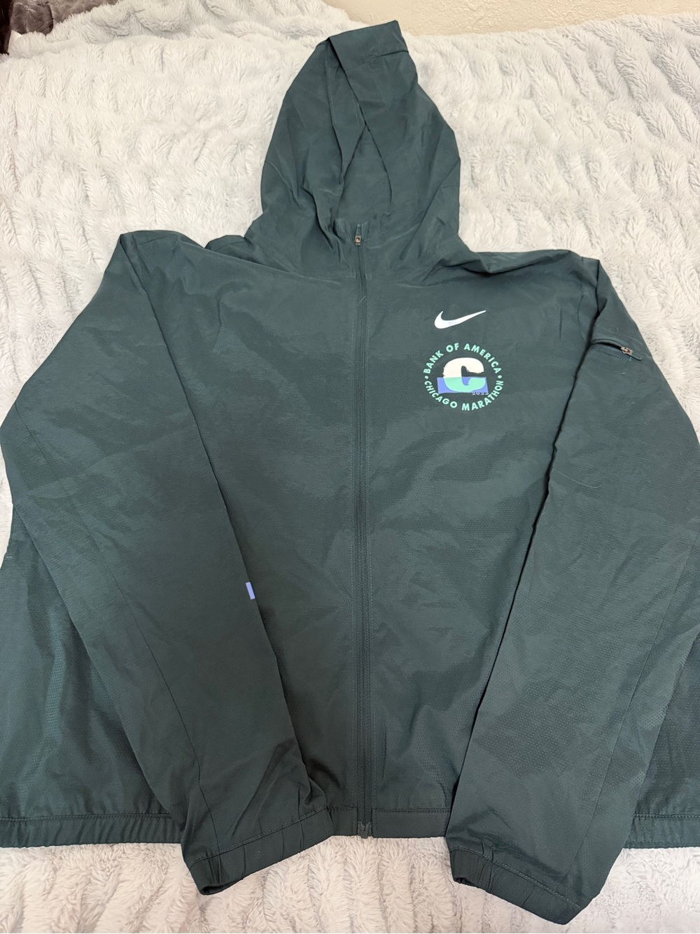 Nike Dark Green Full-Zip Hooded Marathon Jacket with White Swoosh